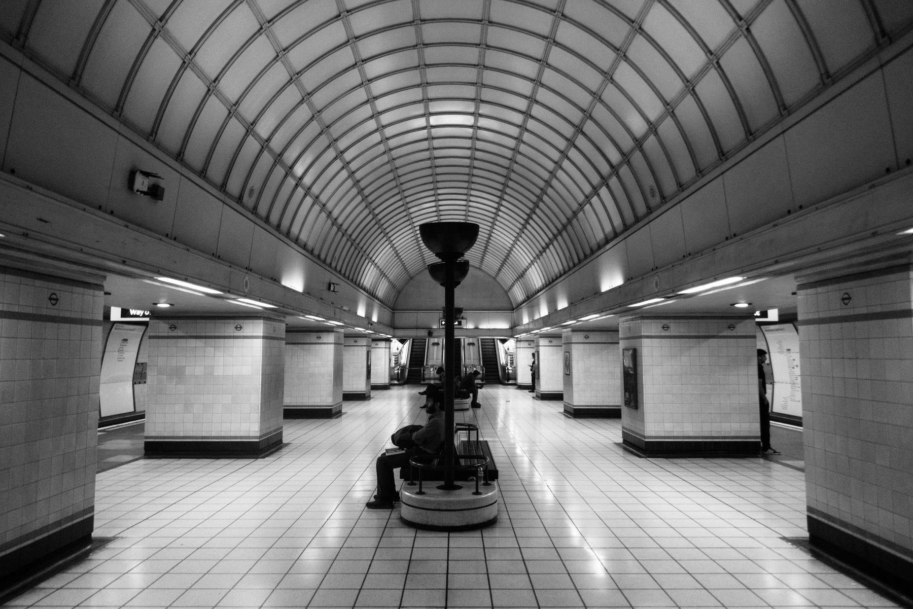 Panasonic Lumix DMC-TZ100, ISO 1250, f/2.8, 1/60 s