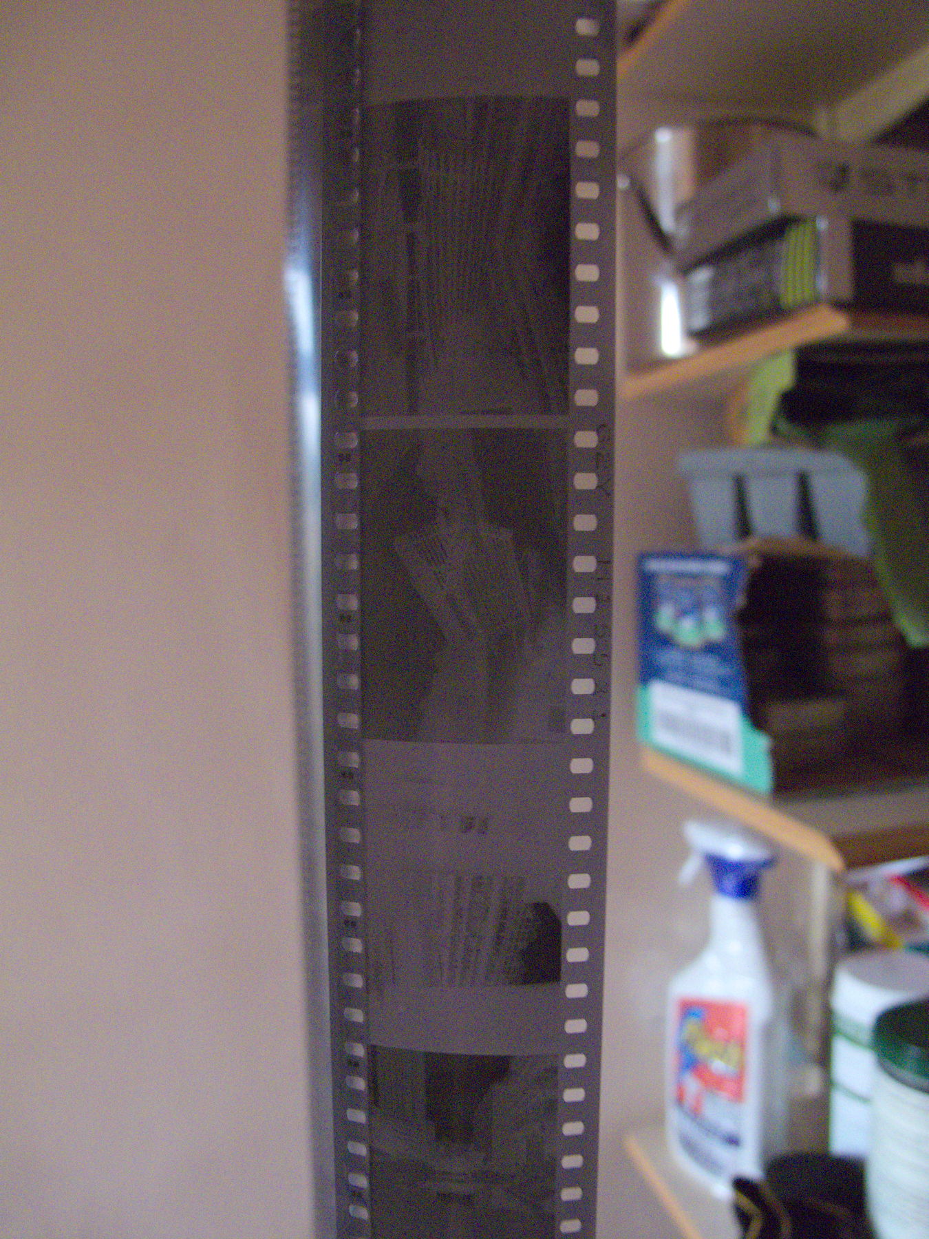 Canon Powershot G10, ISO 800, f/2.8, 1/51s