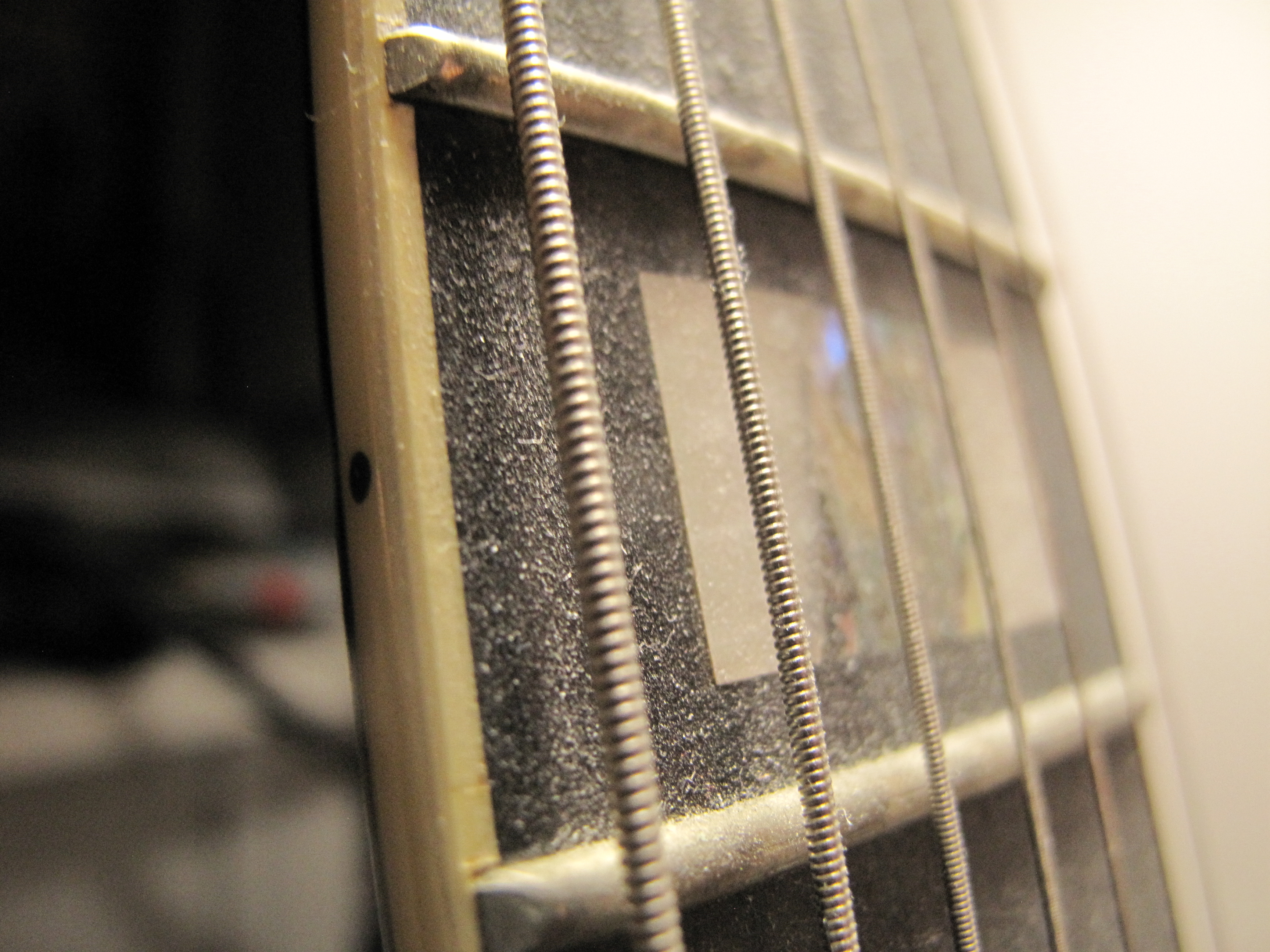 Canon Powershot G10, ISO 400, f/2.8, 1/30 s